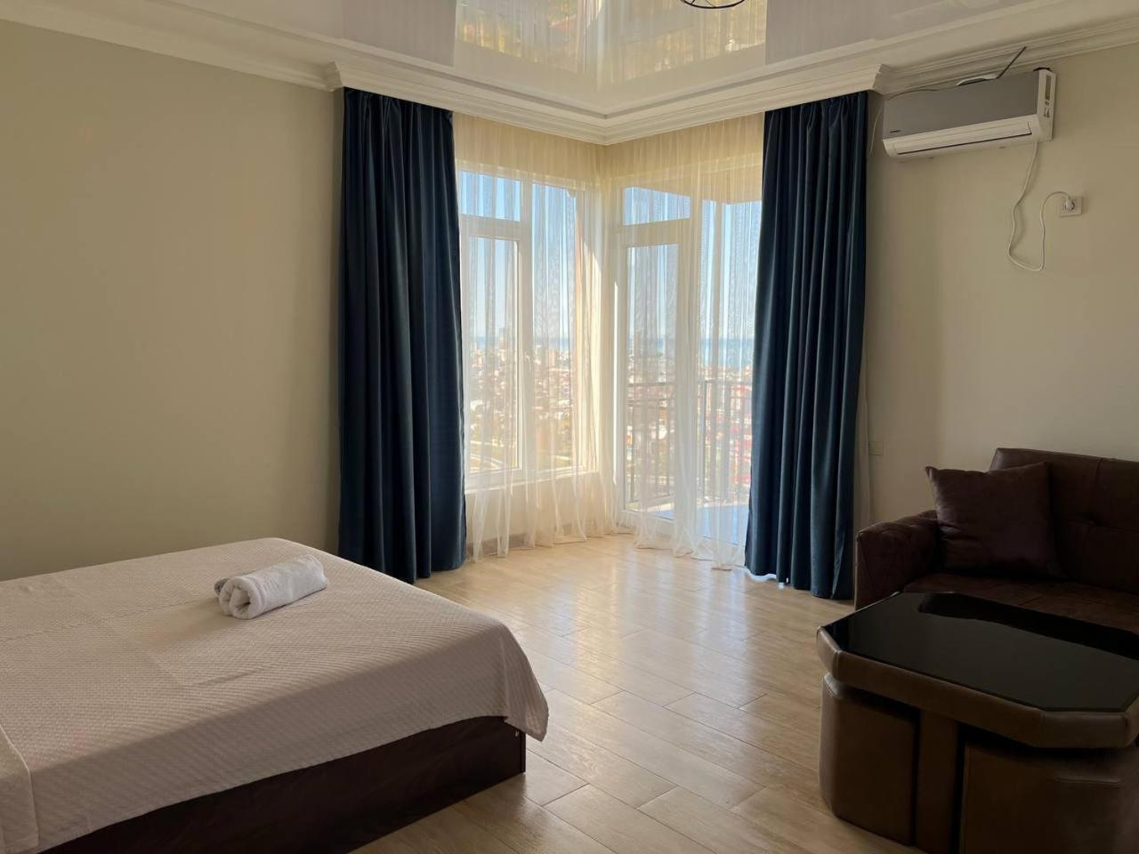 Gt House Batumi Hotel Exterior photo